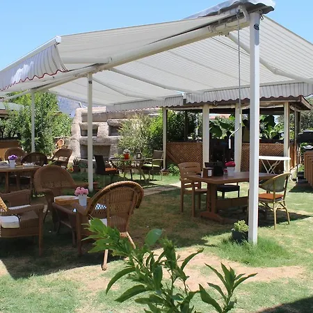 Ξενοδοχείο με διαμερίσματα Deniz Apart